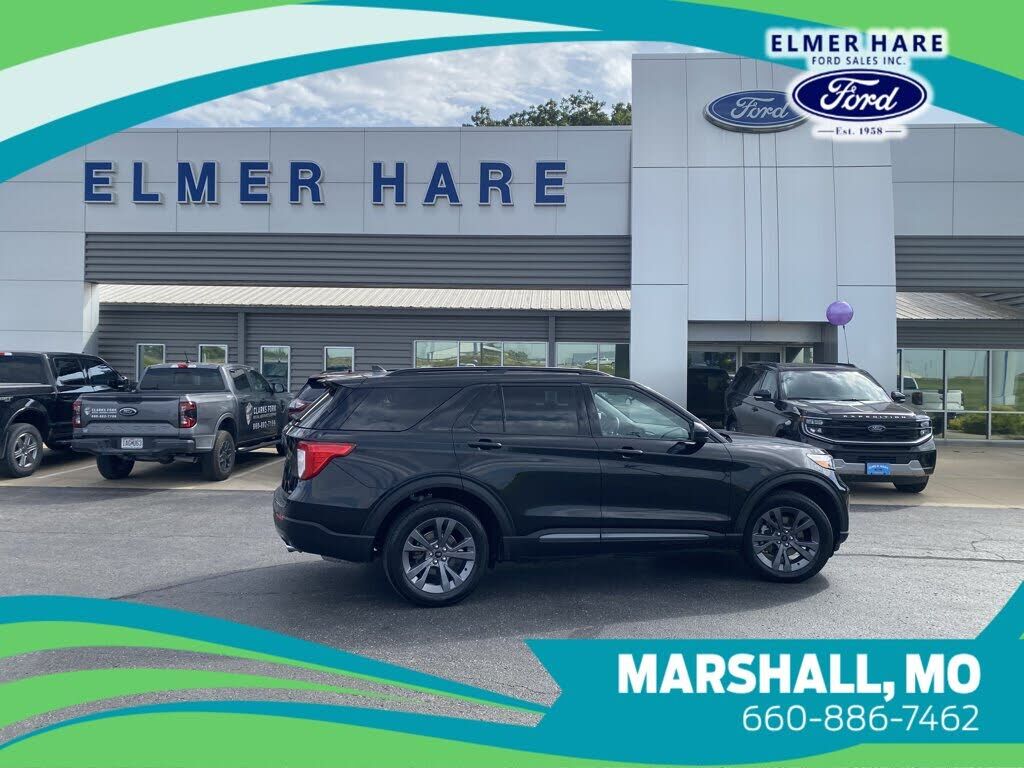 2023 FORD Explorer