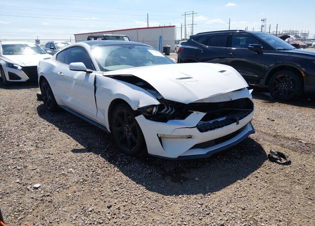 2020 FORD Mustang