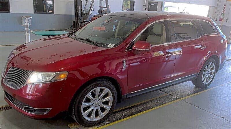 2014 LINCOLN MKT