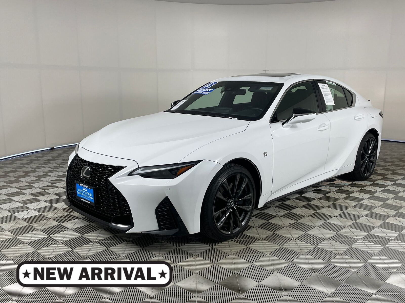 2023 LEXUS IS