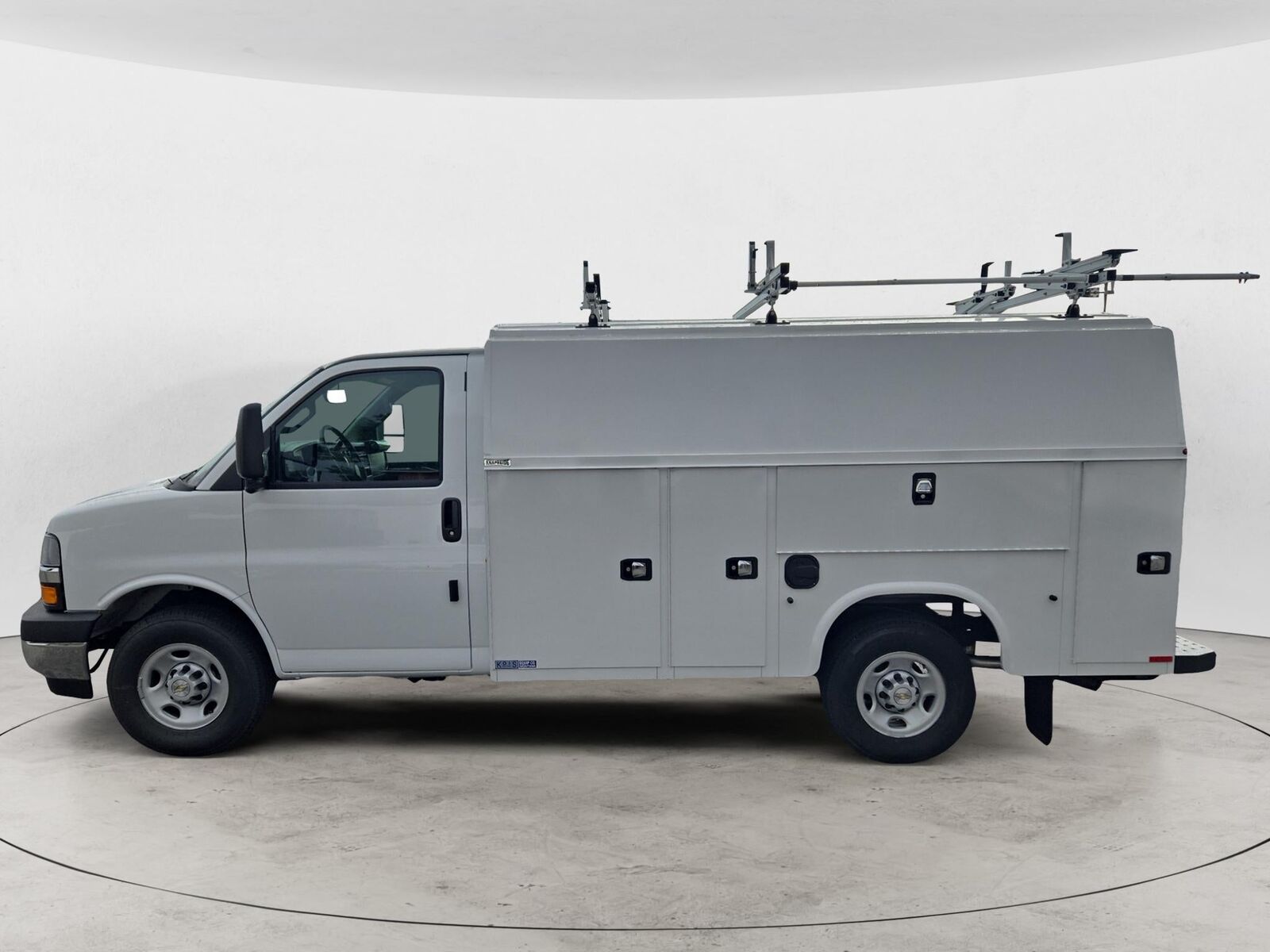 2026 CHEVROLET Express