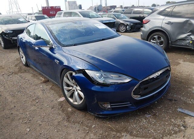 2016 TESLA Model S