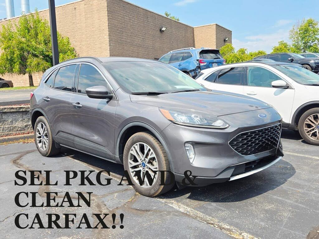 2021 FORD Escape