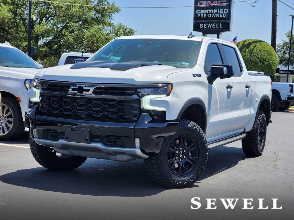 2025 CHEVROLET Silverado