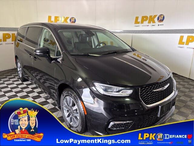 2024 CHRYSLER Pacifica