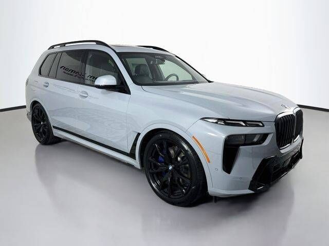 2027 BMW X7