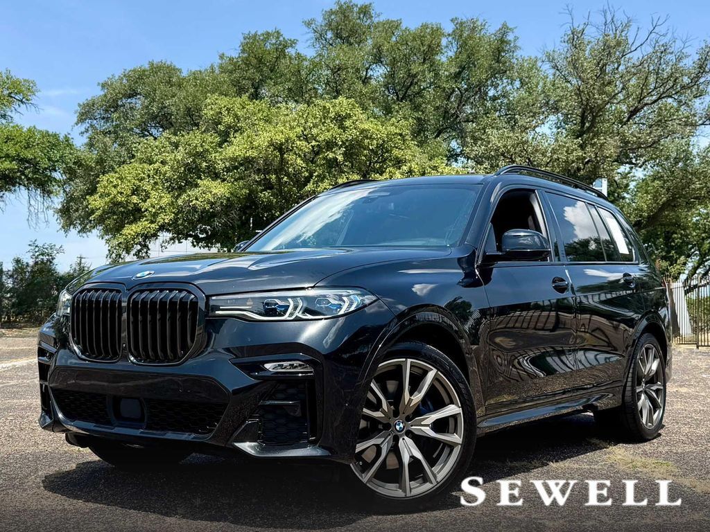 2022 BMW X7