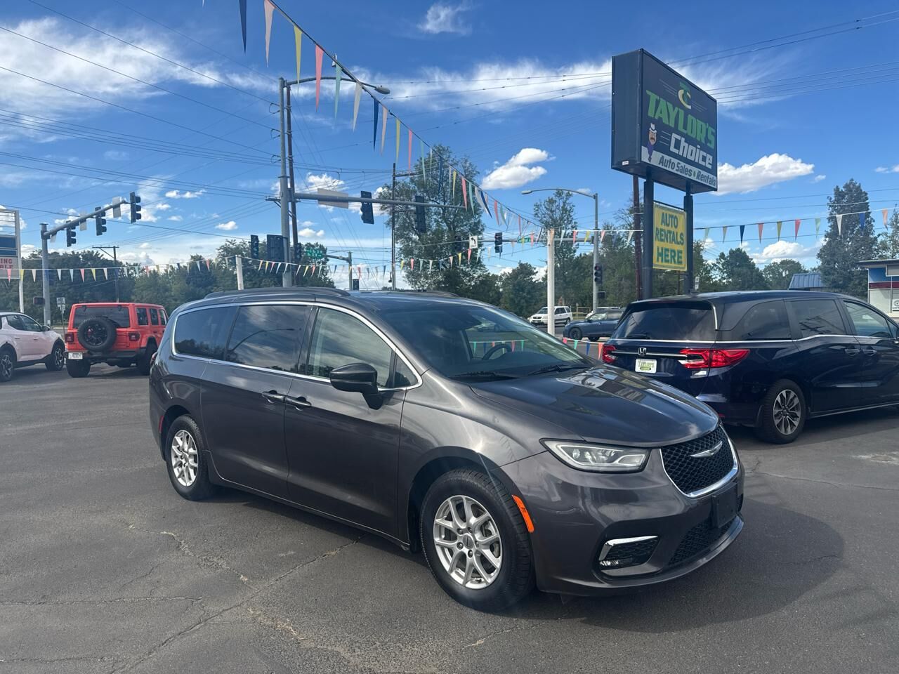 2022 CHRYSLER Pacifica