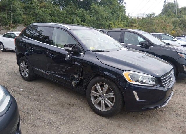 2017 VOLVO XC60