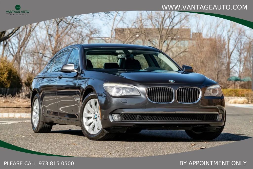 2011 BMW 7 Series