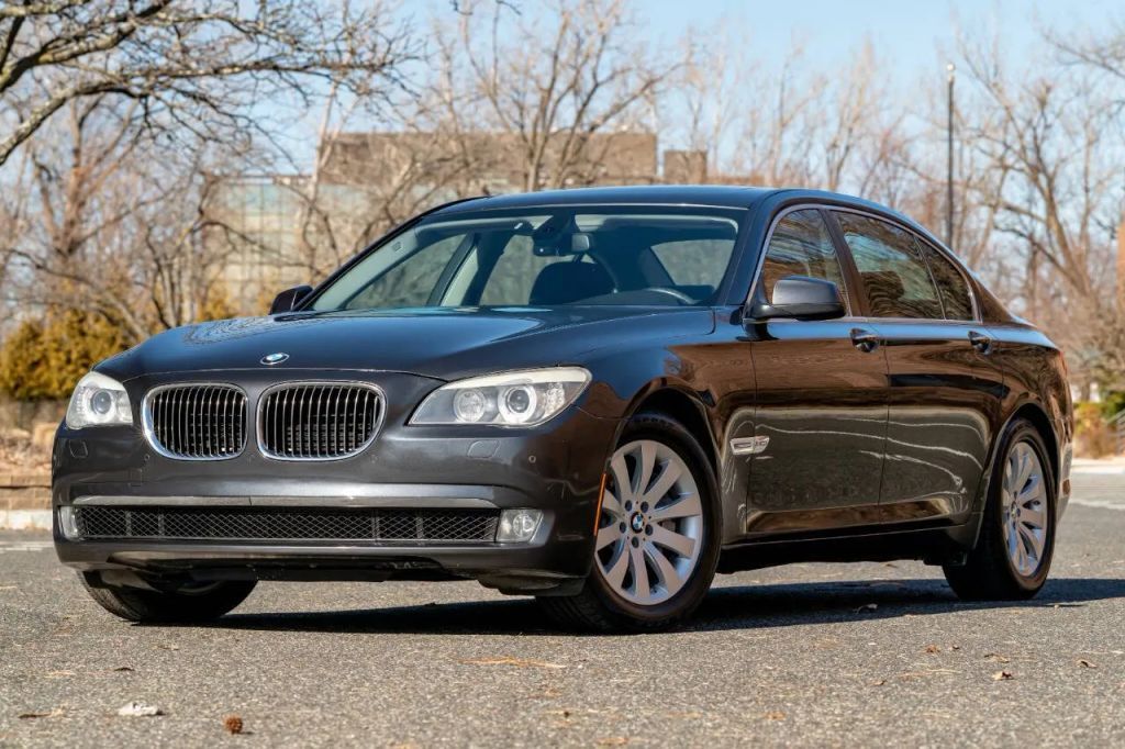 2011 BMW 750Lxi