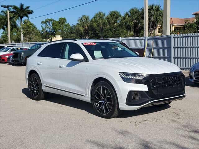 2023 AUDI Q8