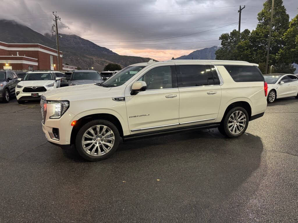 2023 GMC Yukon XL