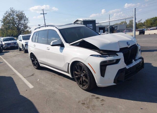 2024 BMW X7