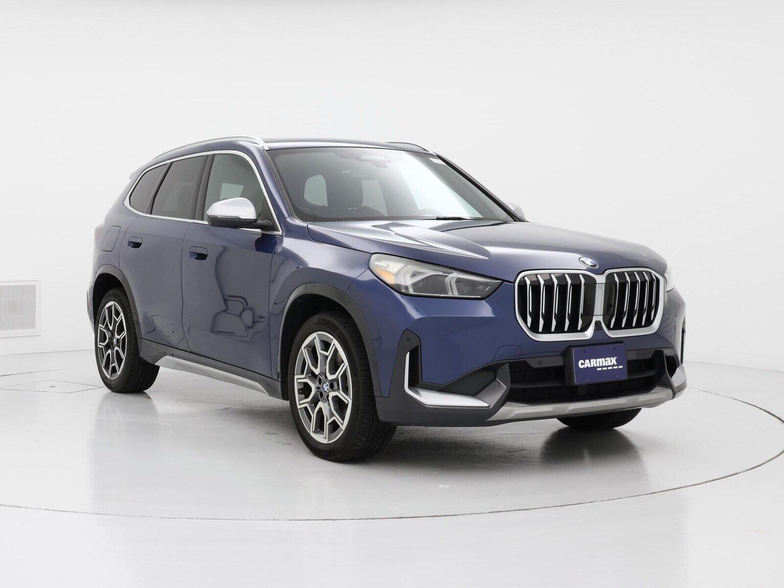 2023 BMW X1
