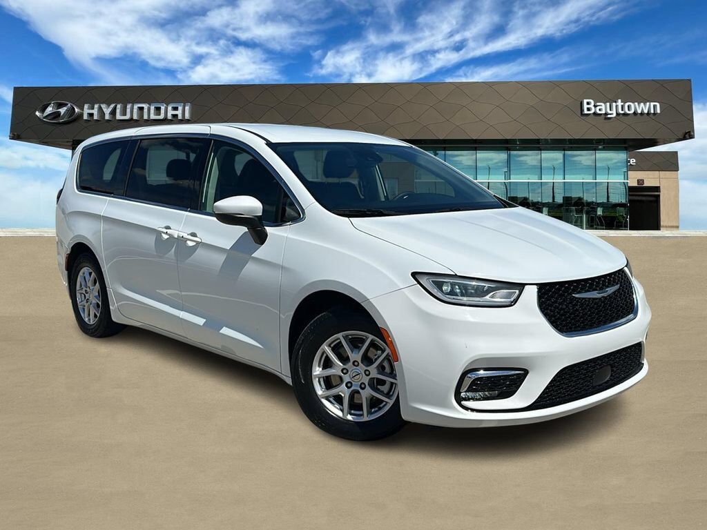 2023 CHRYSLER Pacifica