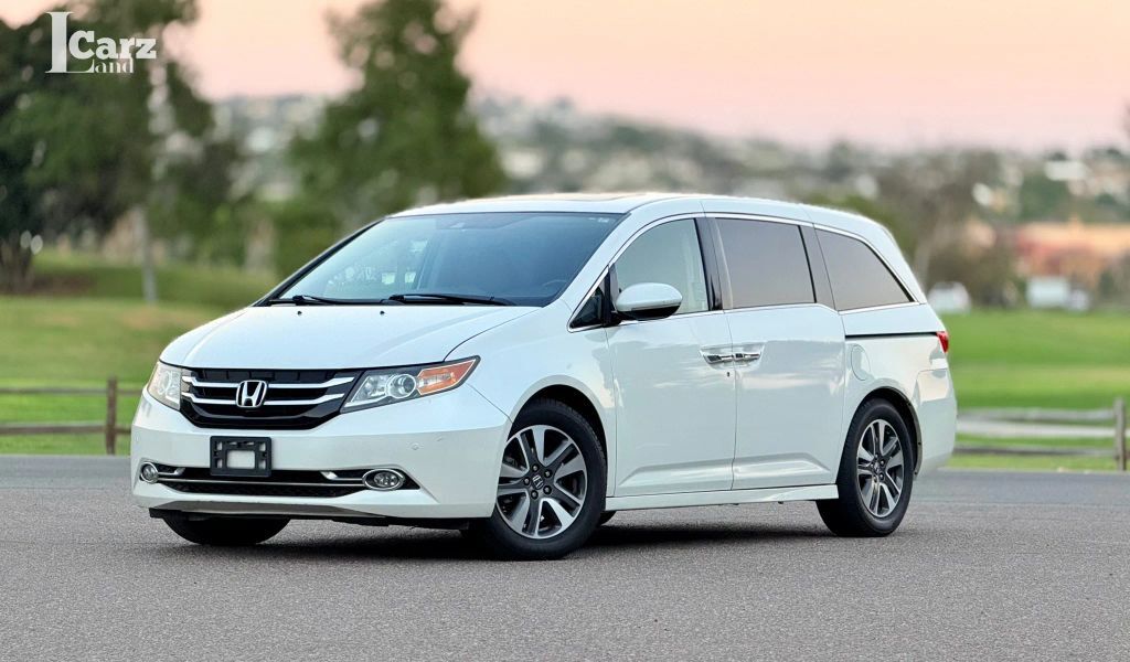 2014 HONDA Odyssey