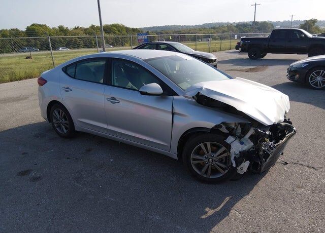 2018 HYUNDAI Elantra
