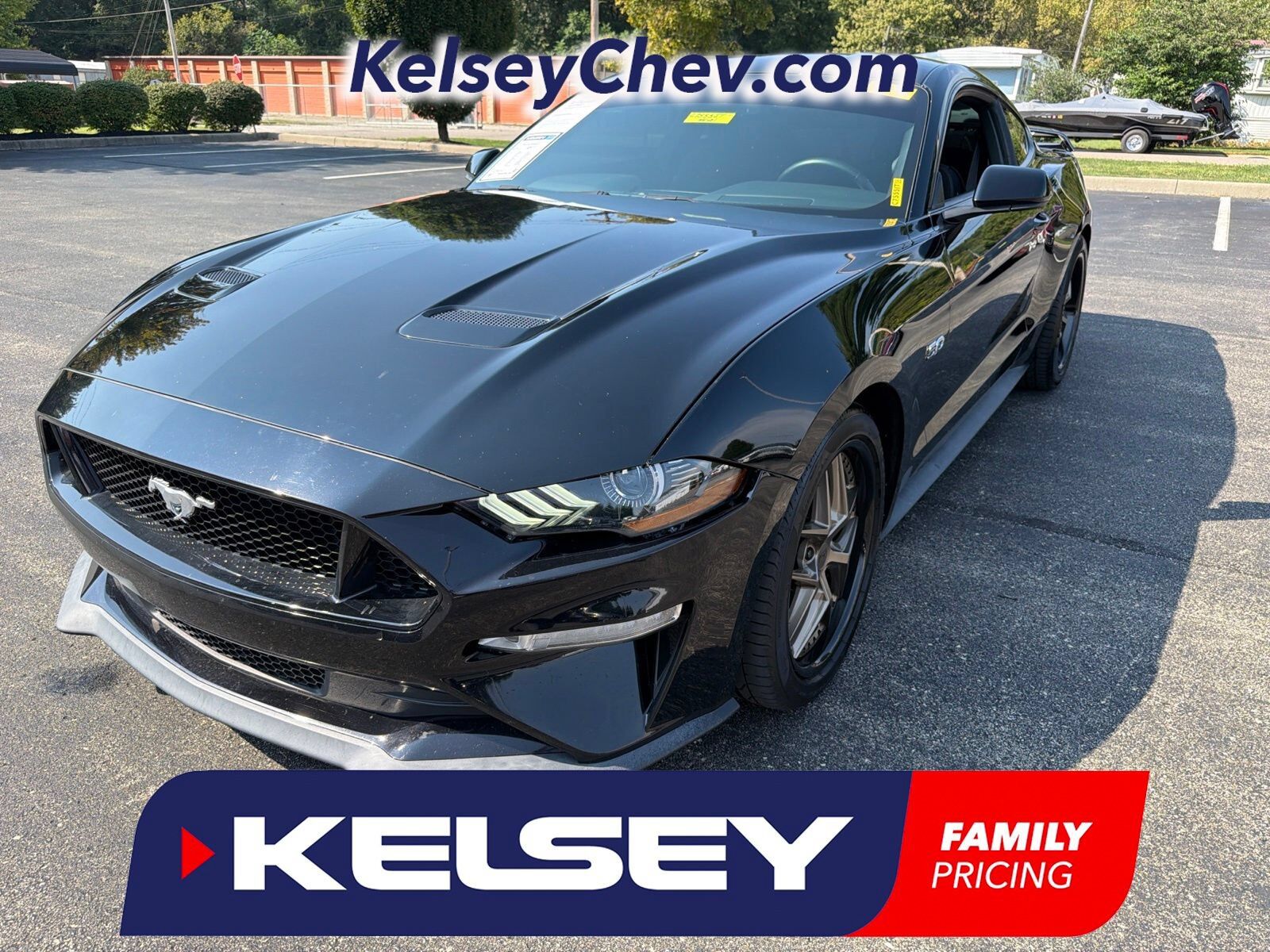 2019 FORD Mustang