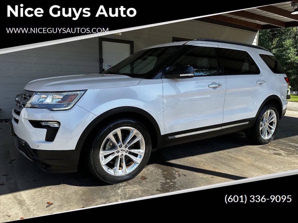 2018 FORD Explorer