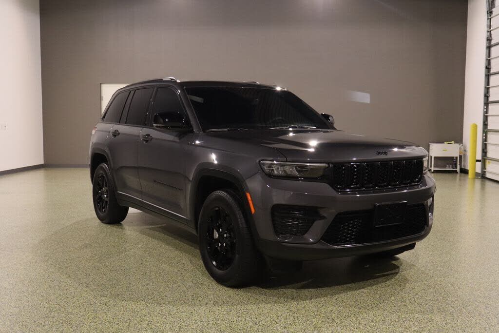 2025 JEEP Grand Cherokee