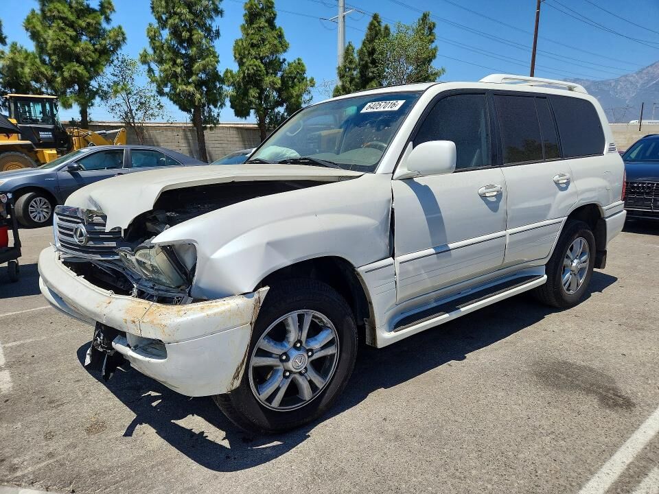 2004 LEXUS LX