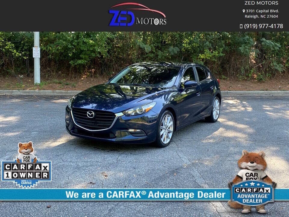 2017 MAZDA Mazda3