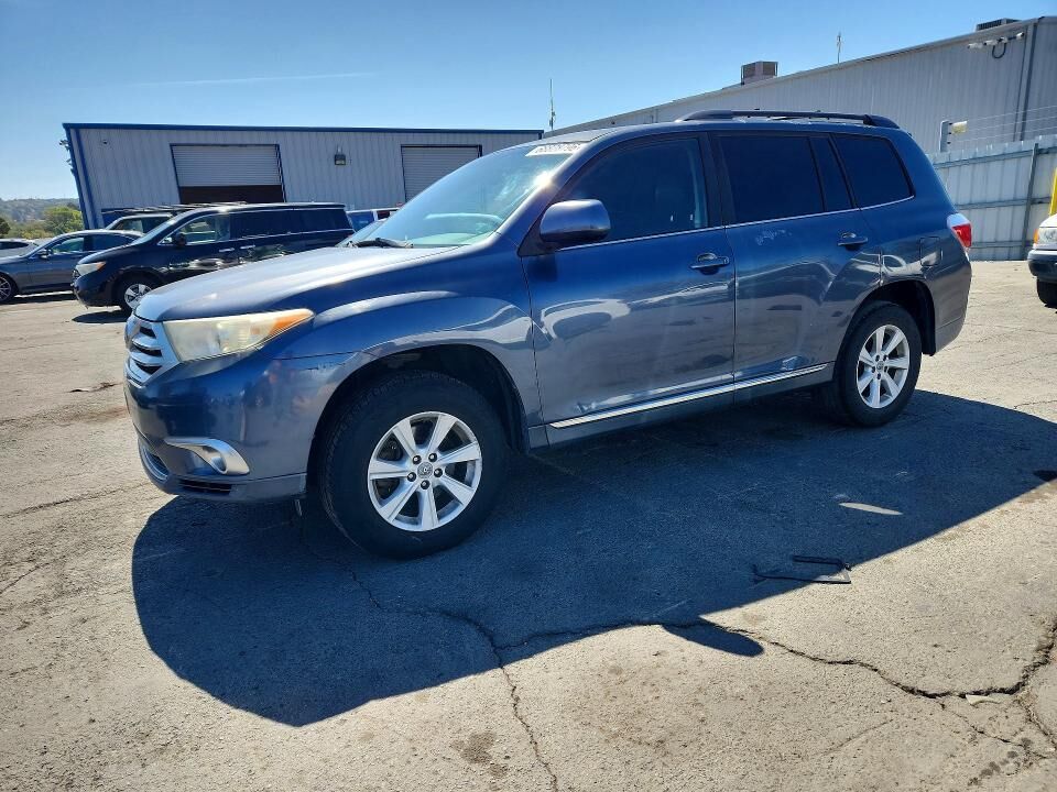 2012 TOYOTA Highlander