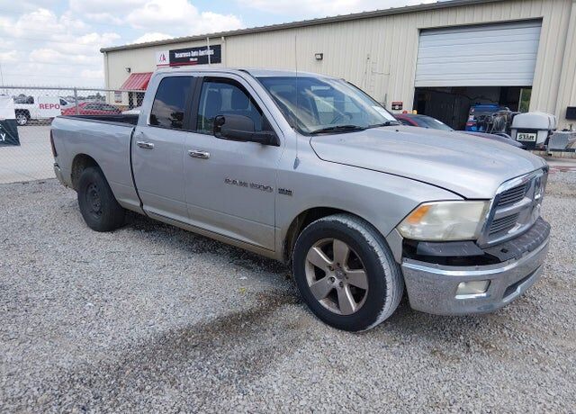2012 DODGE Ram