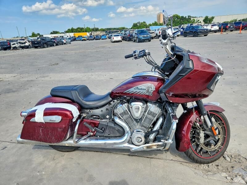 2023 INDIAN MOTORCYCLE Indian Challenger Limited