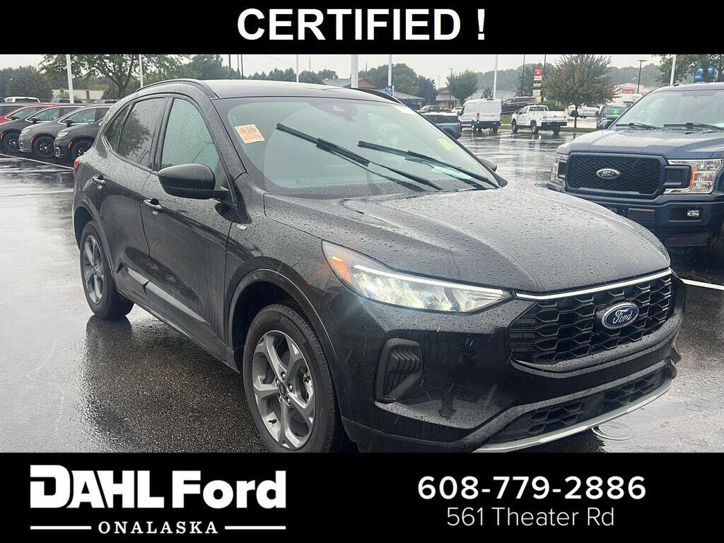 2024 FORD Escape