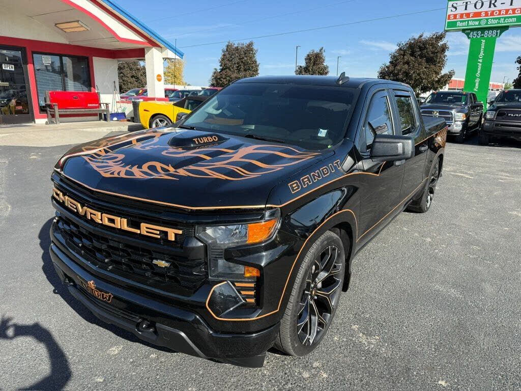 2023 CHEVROLET Silverado
