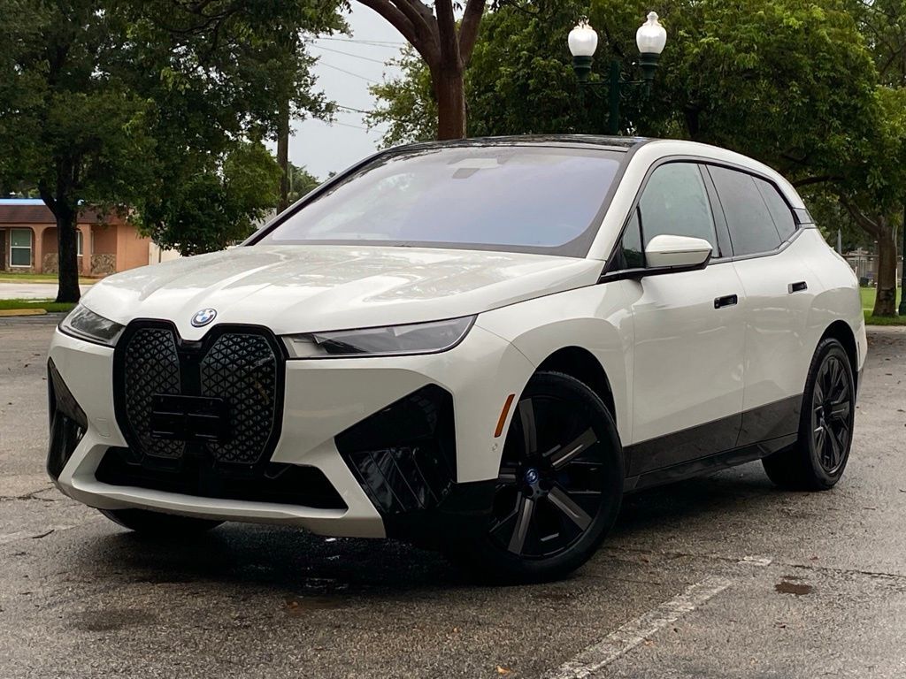 2024 BMW ix