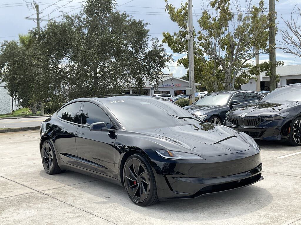 2026 TESLA Model 3