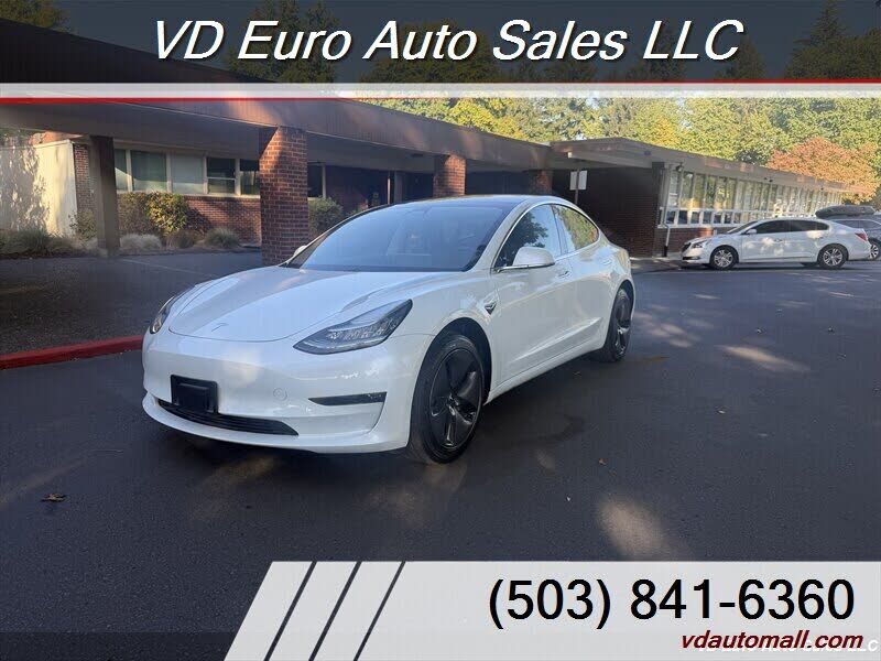 2018 TESLA Model 3