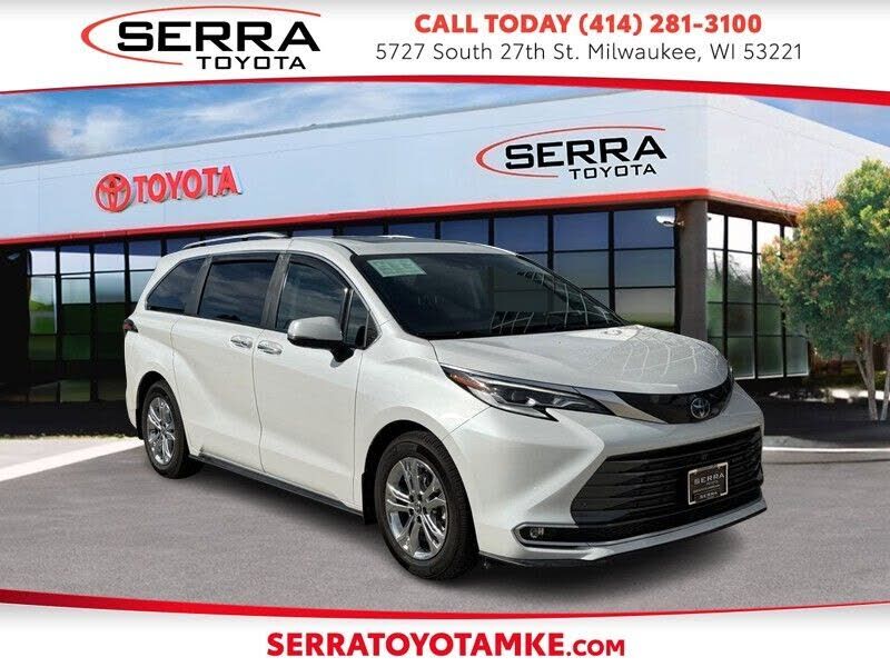 2023 TOYOTA Sienna