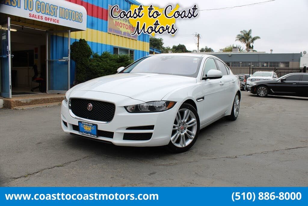 2019 JAGUAR XE