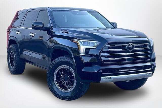 2023 TOYOTA Sequoia