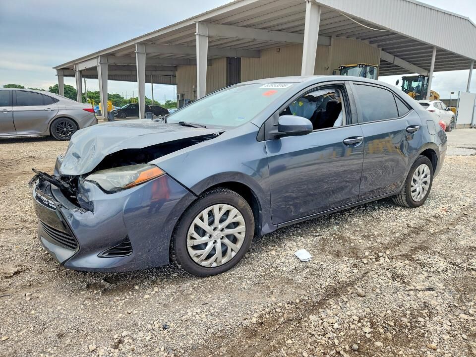 2018 TOYOTA Corolla