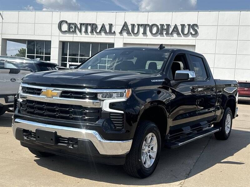 2024 CHEVROLET Silverado