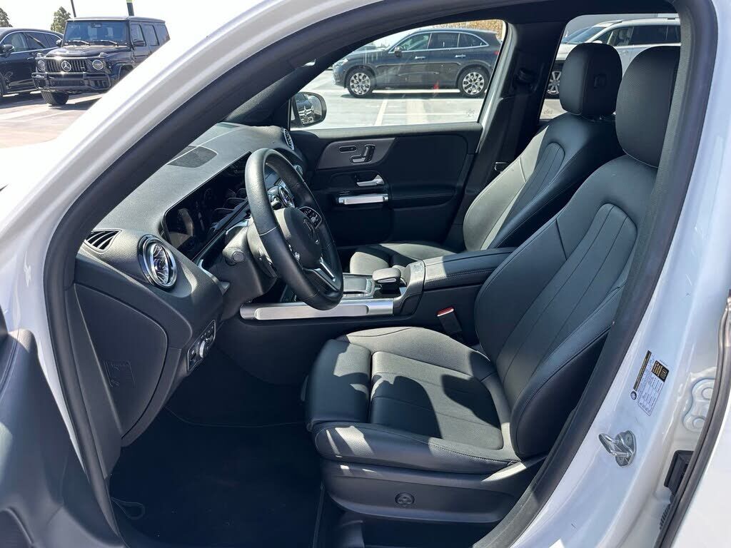 2023 Mercedes-Benz GLB-Class