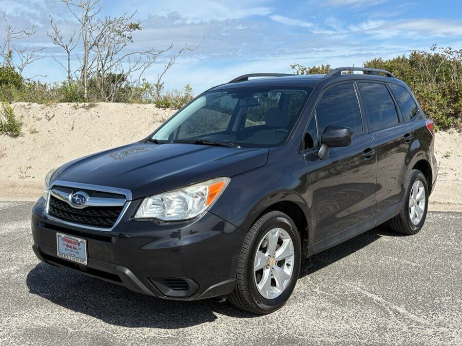 2015 SUBARU Forester