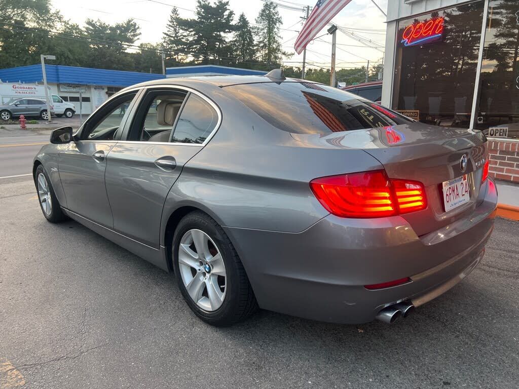 2011 BMW 528i