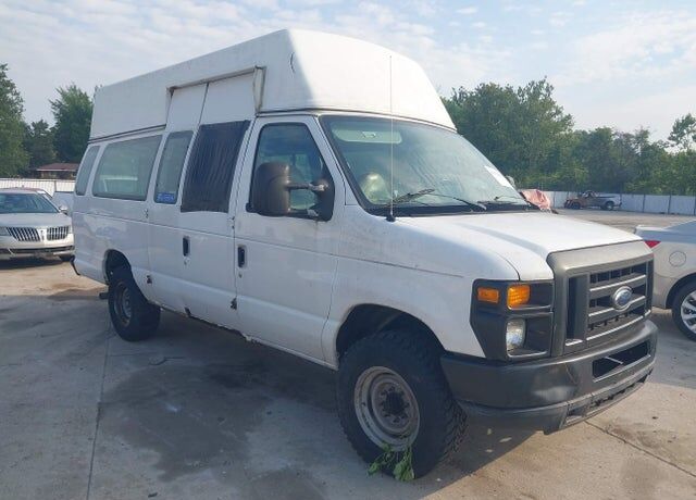 2008 FORD E-350
