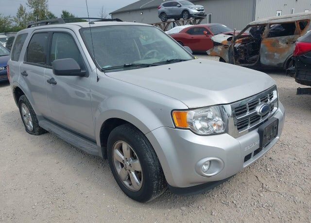 2010 FORD Escape