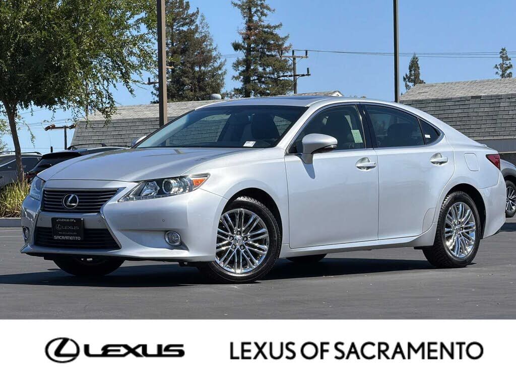 2013 LEXUS ES