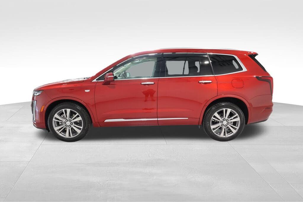 2025 CADILLAC XT6
