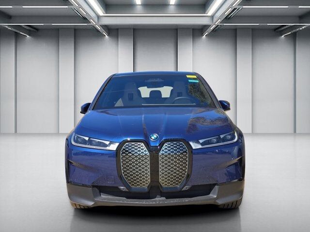 2023 BMW iX