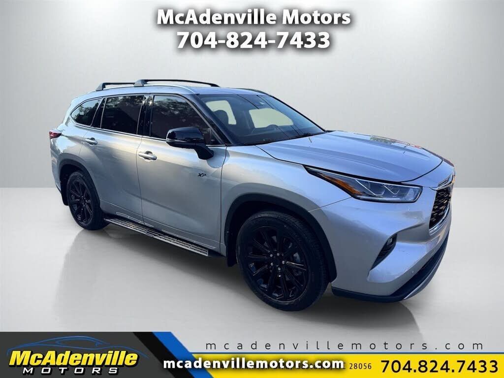 2021 TOYOTA Highlander