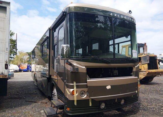2004 FREIGHTLINER XC Chassis